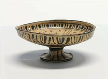 Ancient Campania Red-Figure Plate  古代坎帕尼亚基座板