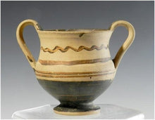 Ancient Daunian Kantharos - Italic Pottery - Published